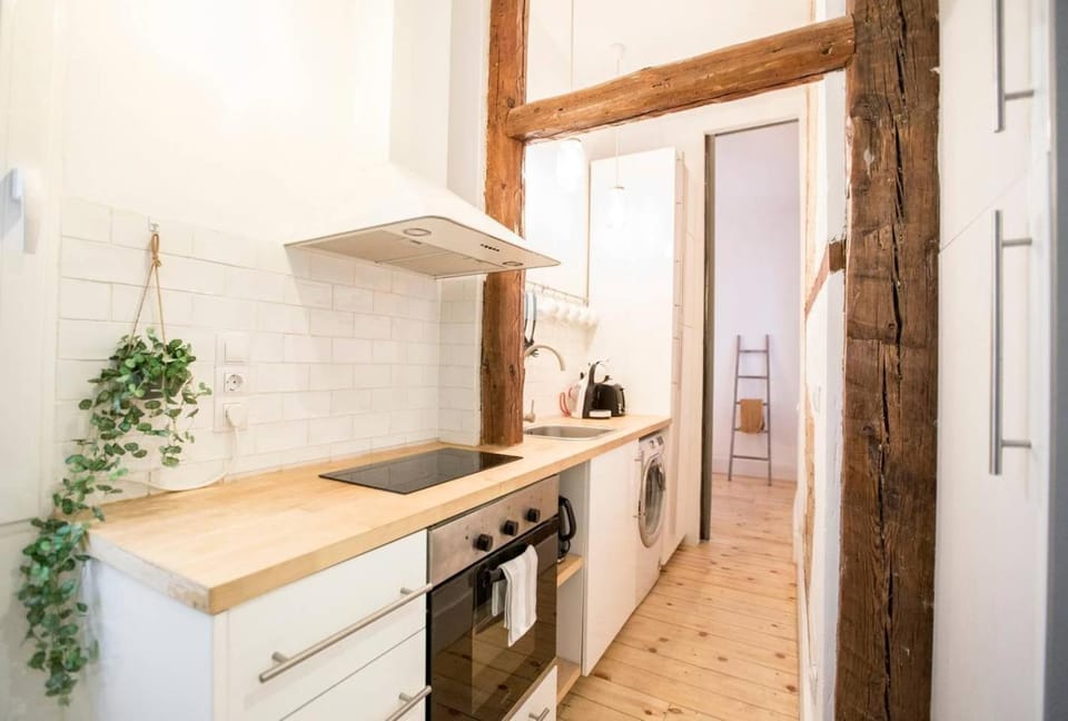 INTIMATE AND ARTISTIC FLAT WIFI PUERTA DEL SOL Apartment in Centro