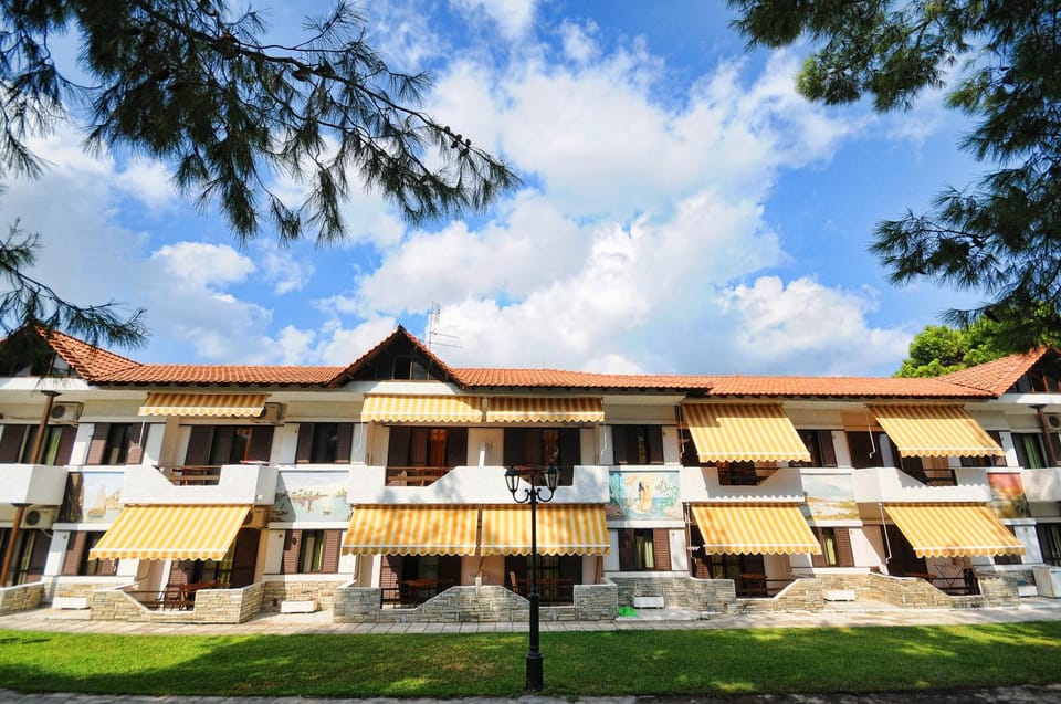 Property building, Facade/entrance