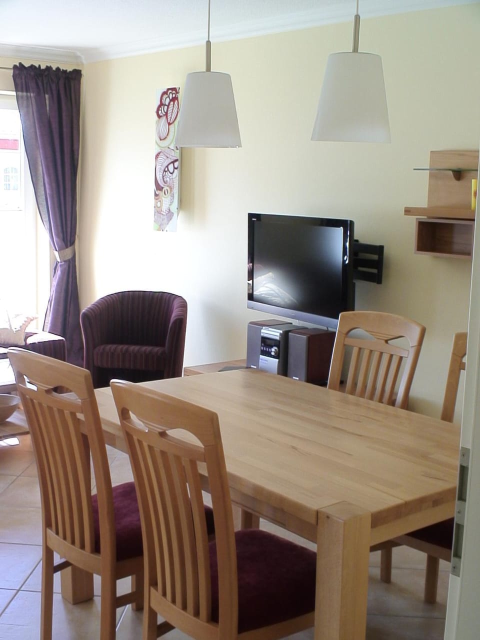Living room, Dining area
