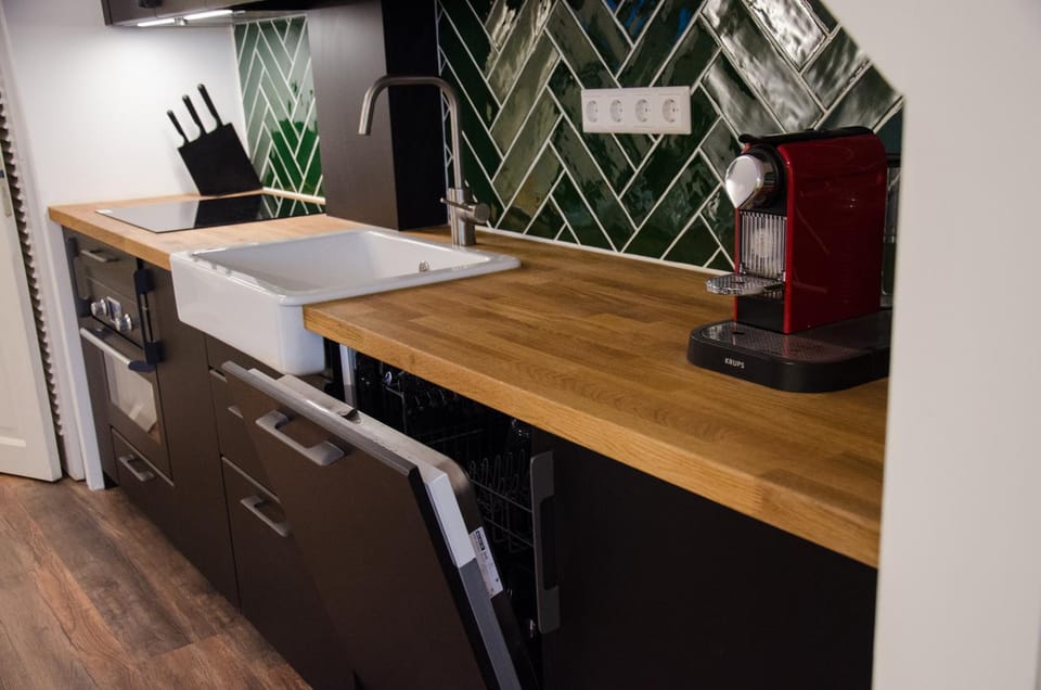 Coffee/tea facilities, Kitchen or kitchenette