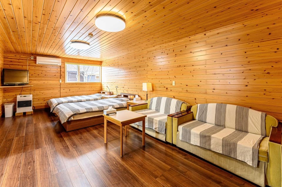 Living room, Bedroom