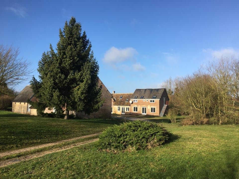 Property building, Garden