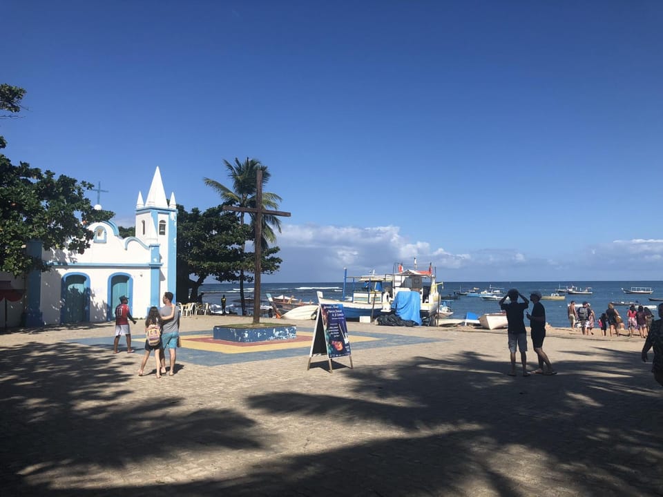 Nearby landmark, Neighbourhood, Beach