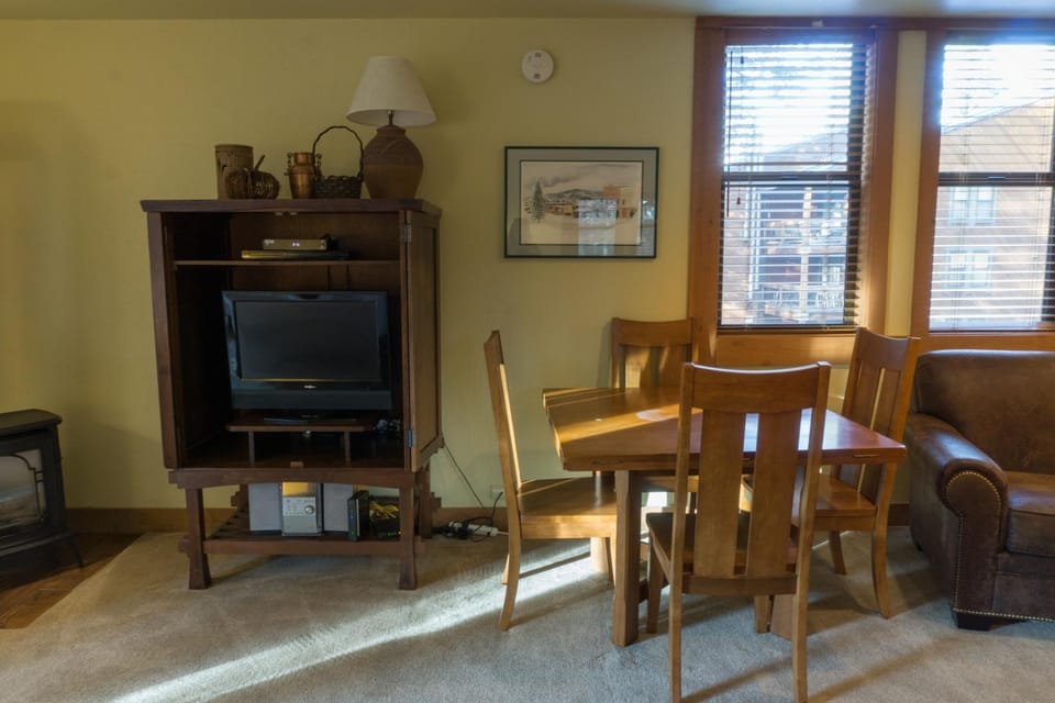 3160 Aspen Grove Apartment in Northstar Drive