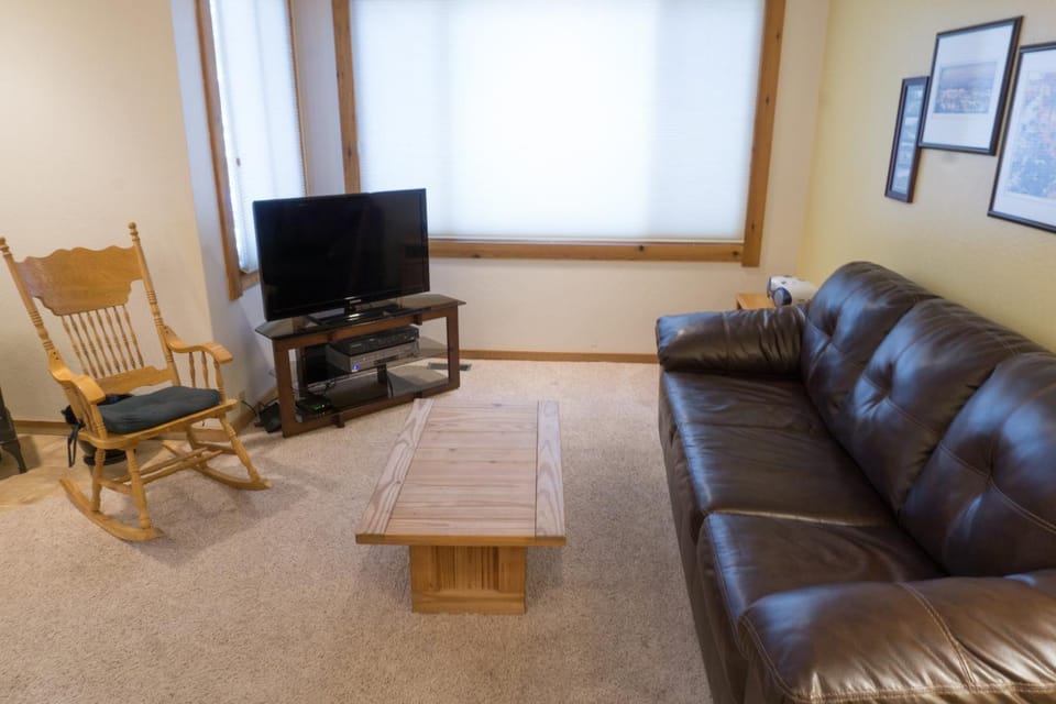 4081 Ski Trails Apartment in Northstar Drive