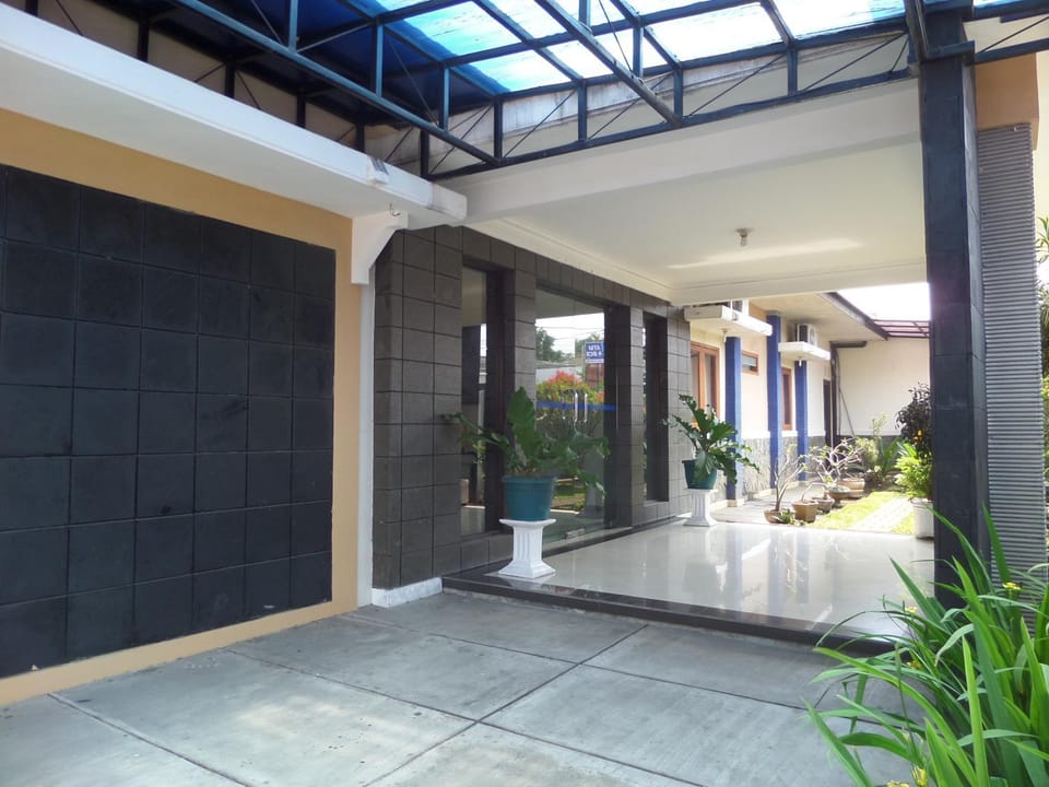 Property building, Balcony/Terrace