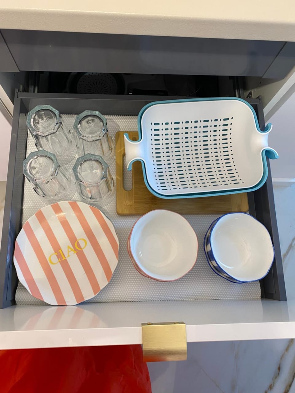 Kitchen or kitchenette, Drinks, kitchen