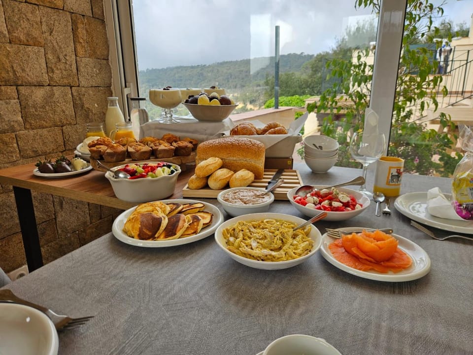 Buffet breakfast
