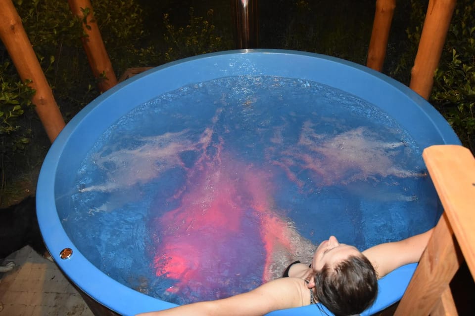 Hot Tub, Hot Tub, Spa and wellness centre/facilities, group of guests