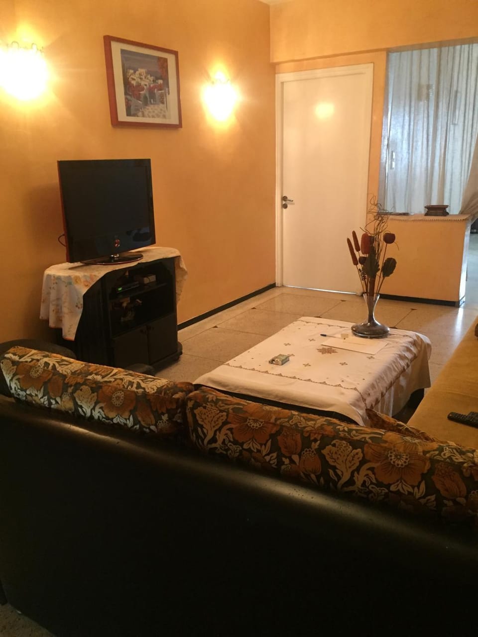 Communal lounge/ TV room, TV and multimedia, Living room, Seating area