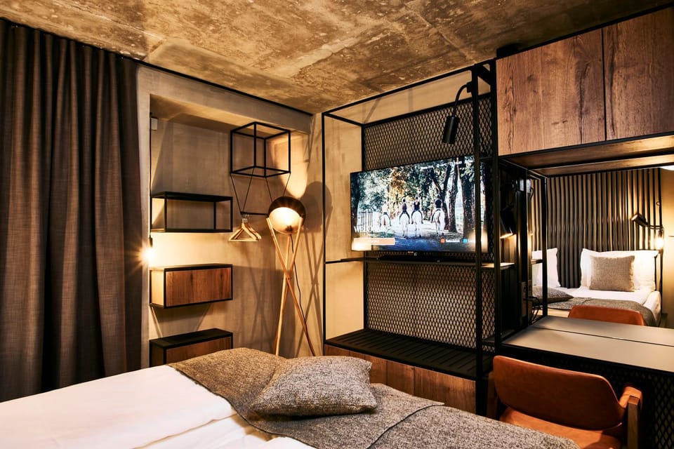 TV and multimedia, Bedroom