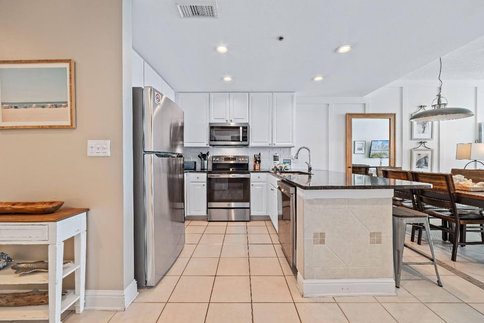Lighthouse 1208 House in Gulf Shores