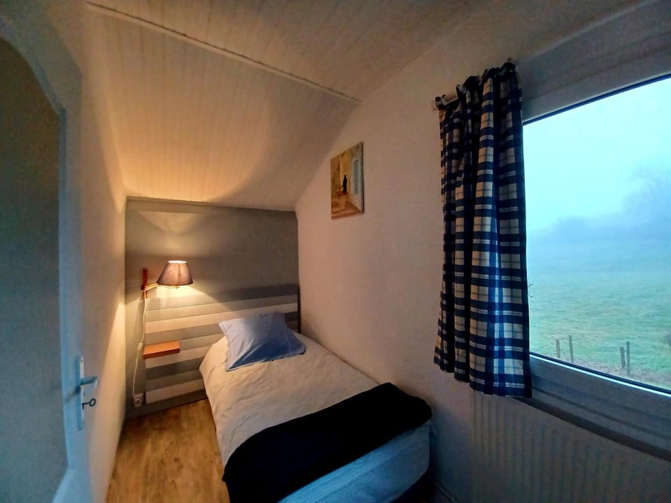 appartement dans maison, calme assuré Apartment in Bourgogne-Franche-Comté