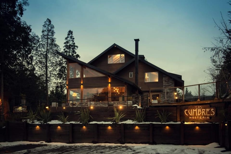 Hostería Las Cumbres Inn in Los Lagos, Chile