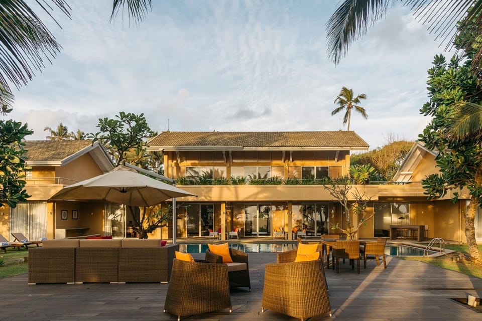 Lounge or bar, Swimming pool