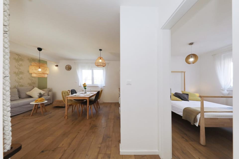 Dining area, Bedroom