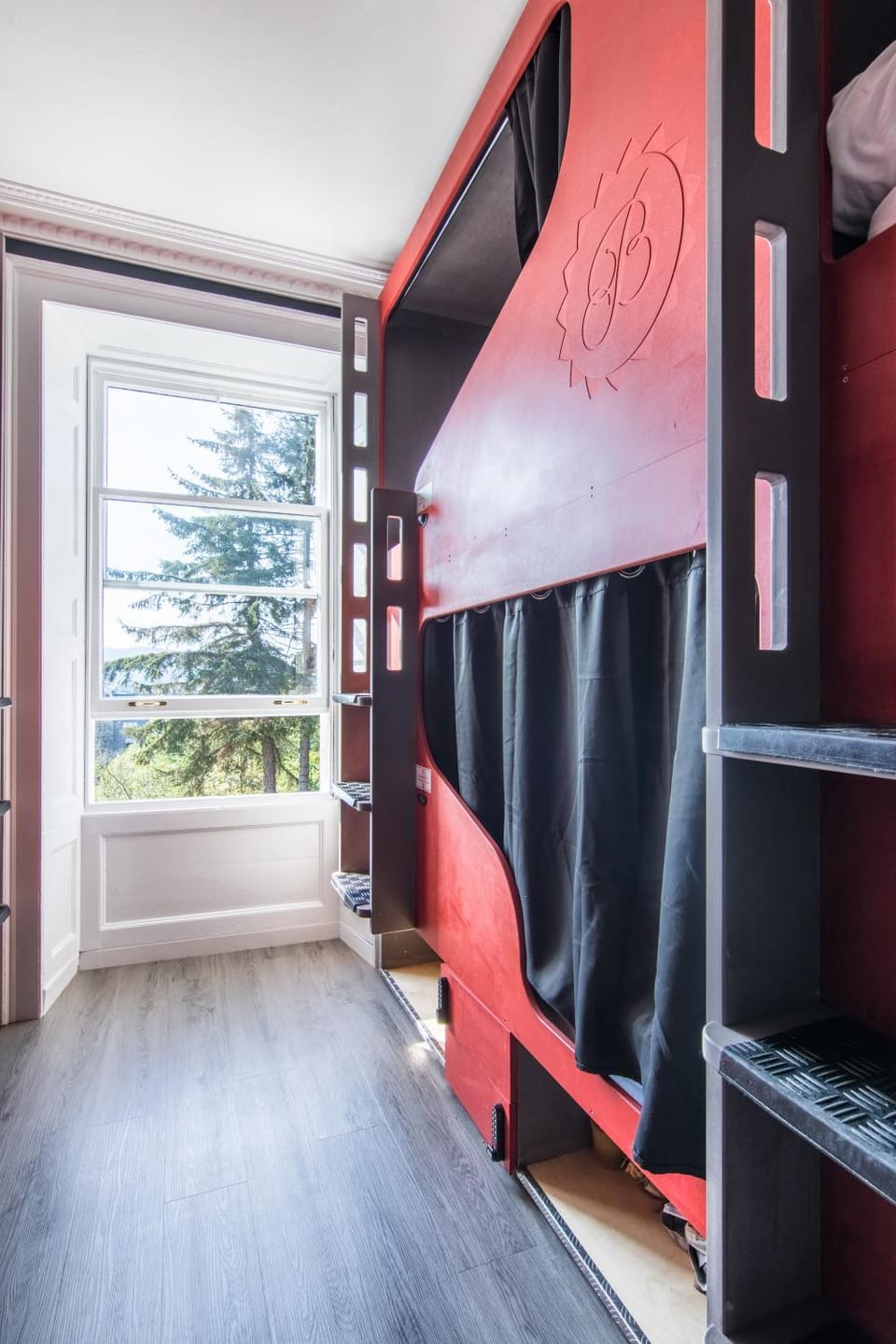 Bedroom, bunk bed