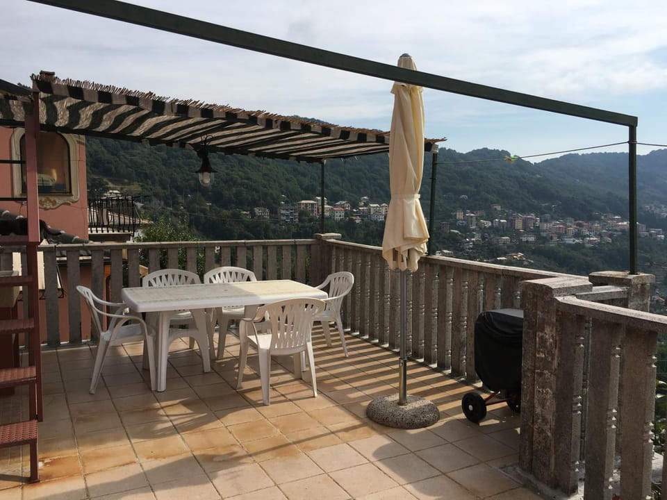 Natural landscape, View (from property/room), Balcony/Terrace, Mountain view