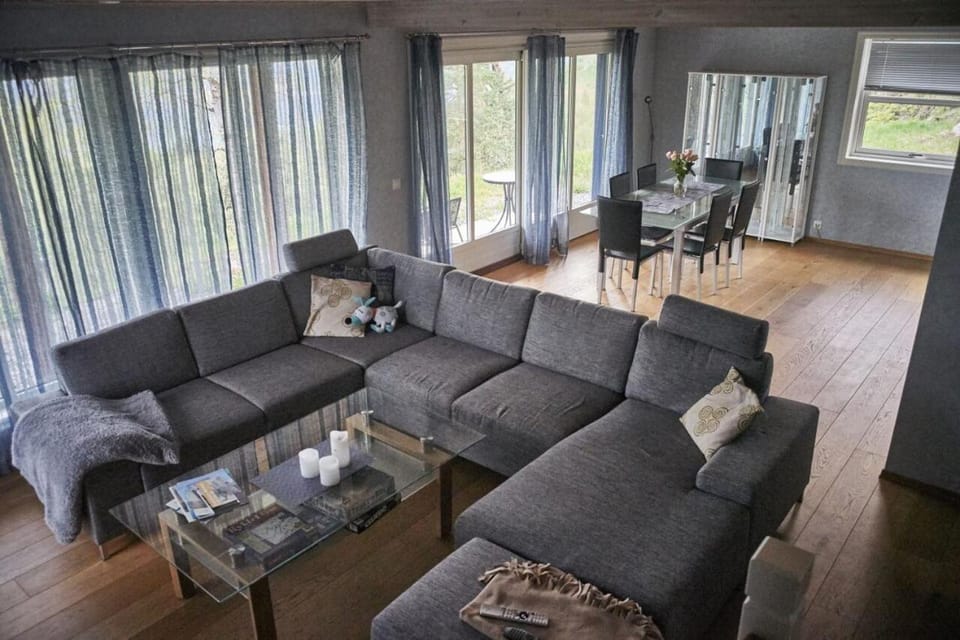 Communal lounge/ TV room, Banquet/Function facilities