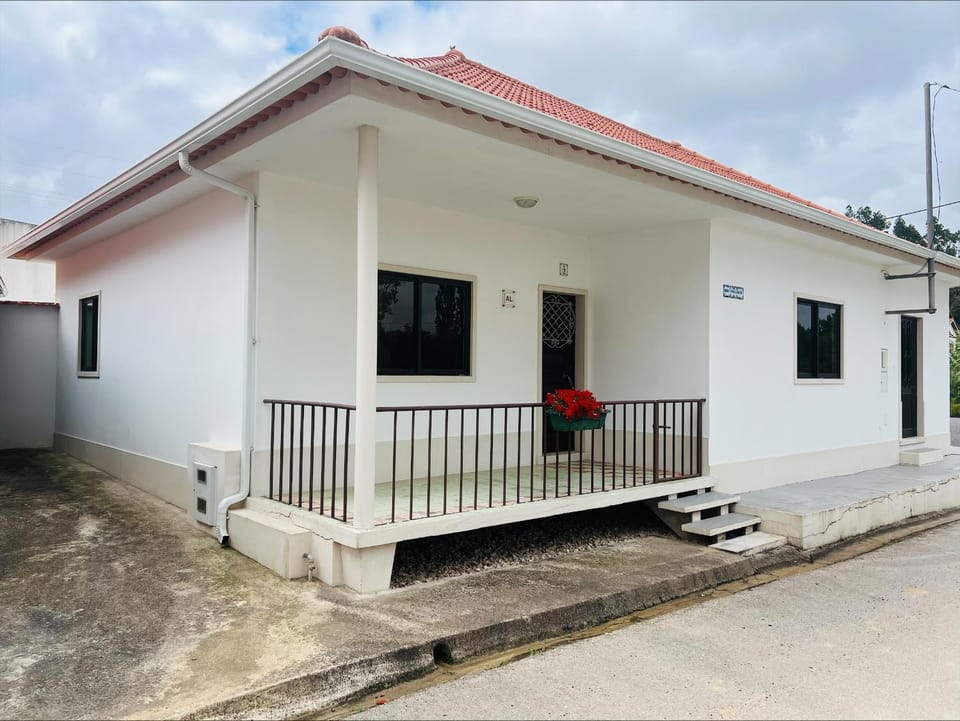 Vivenda Maria da Nazaré House in Santarém District, Portugal