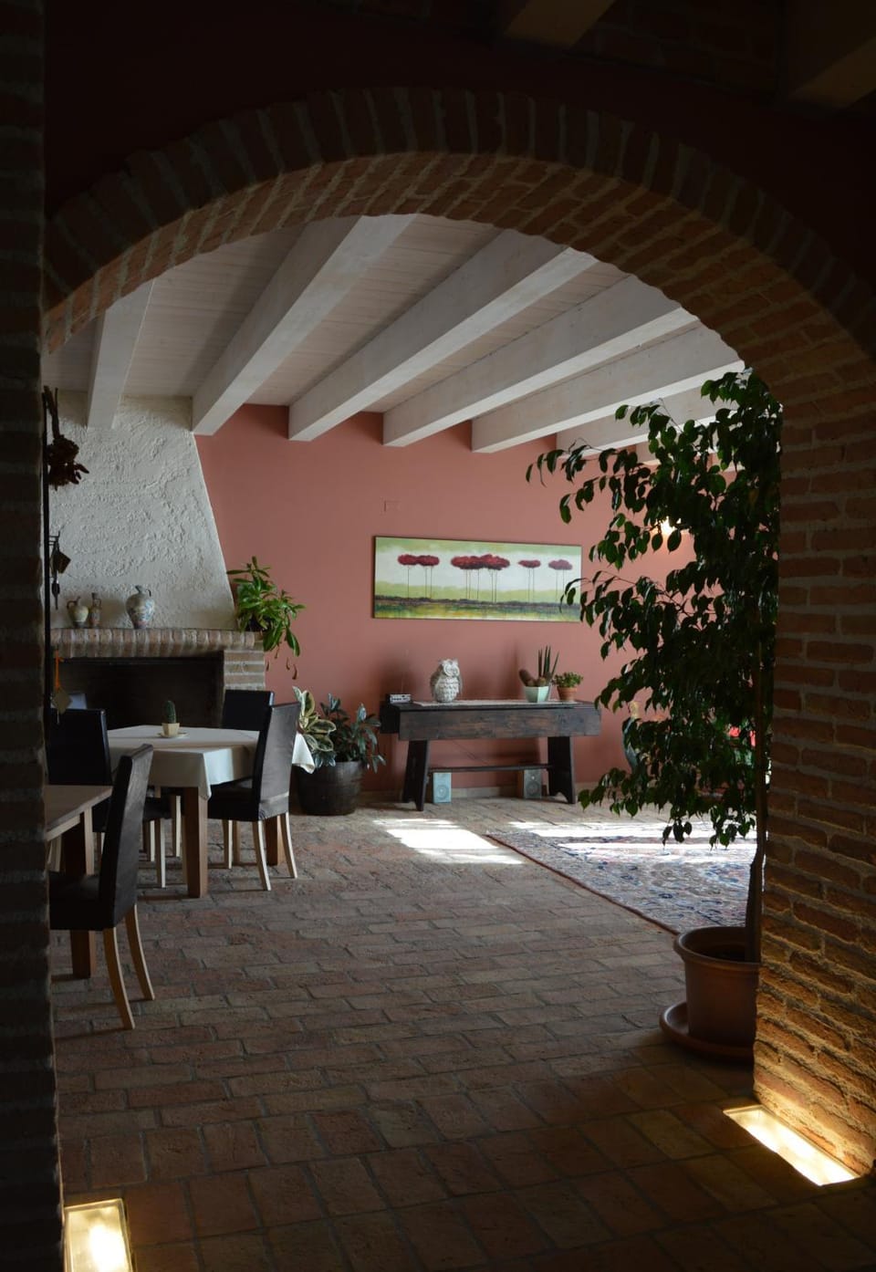 Communal lounge/ TV room