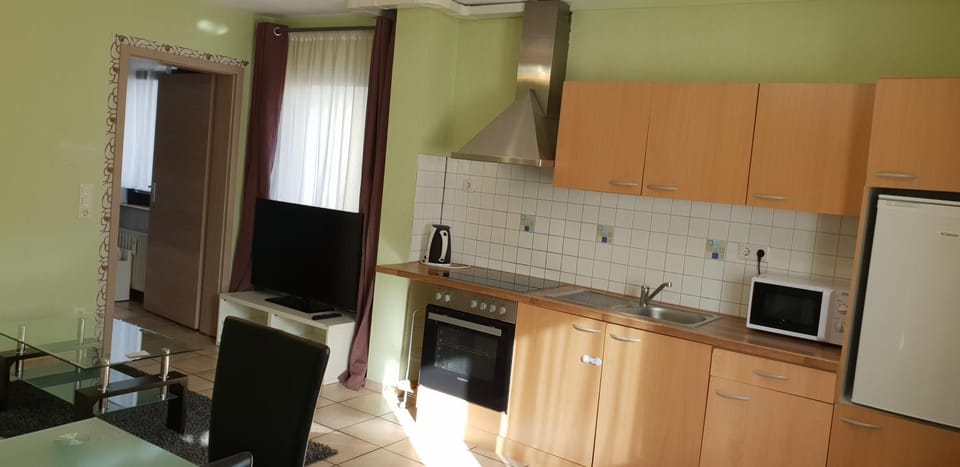 flats-4u - Cosy, quite & clean apartments in the city ( Apt.4 ) Apartment in Bonn