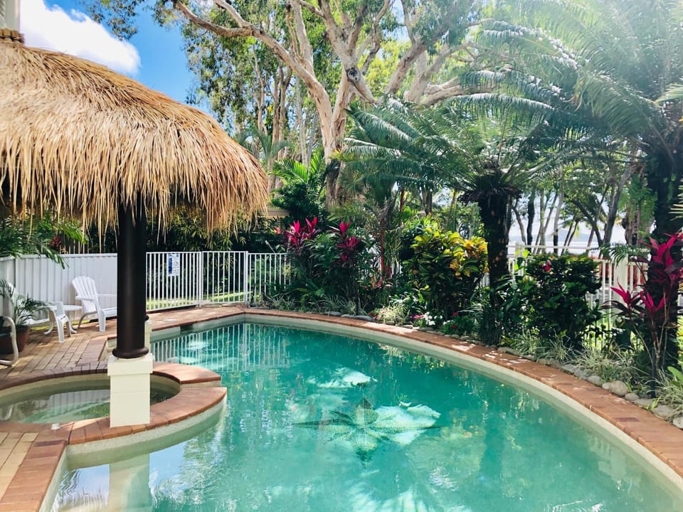 Day, Garden, Hot Tub, Swimming pool
