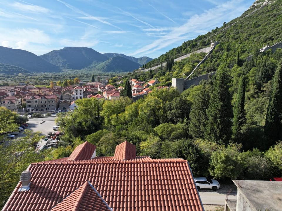 Property building, View (from property/room), View (from property/room), City view, Garden view