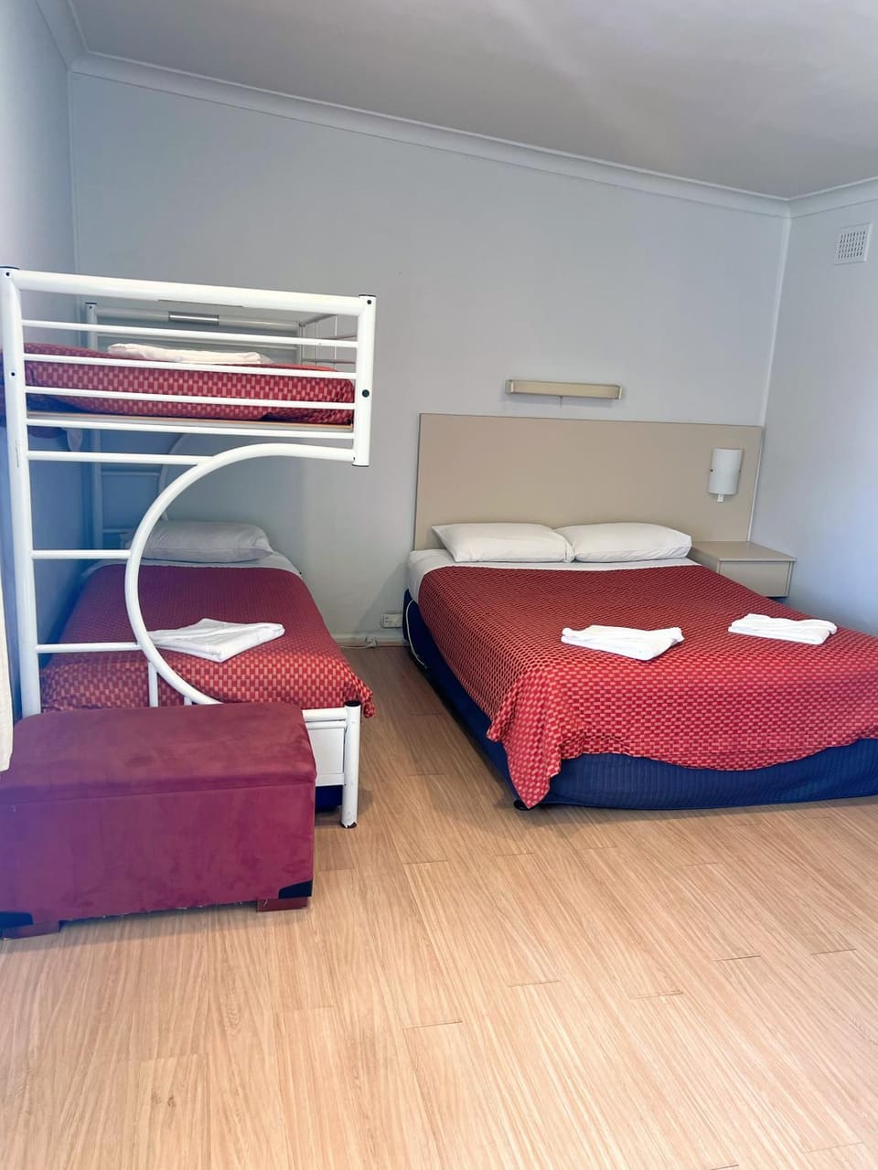 Bed, bunk bed