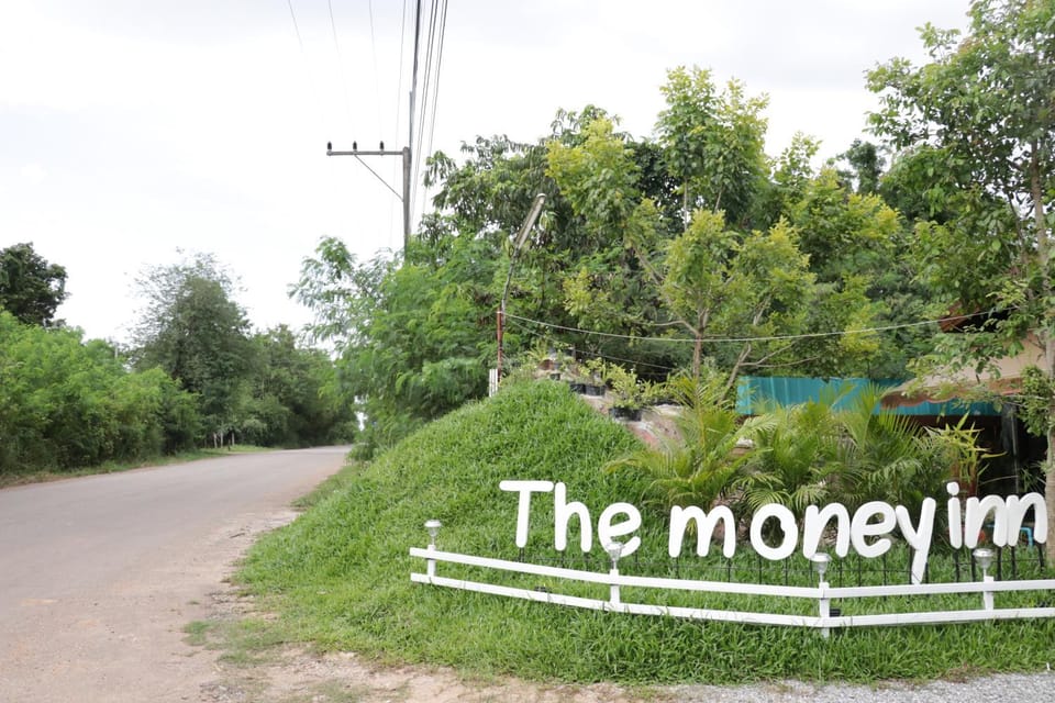 Property logo or sign, Garden