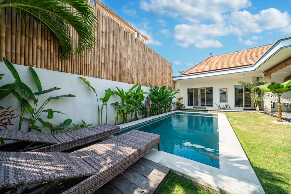 Luxury Villa Safira Villa in North Kuta