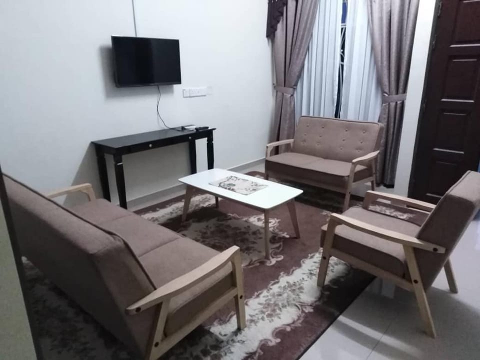 PATIN GUEST HOUSE @DESA TELOK IRA, TEMERLOH PAHANG House in Pahang, Malaysia
