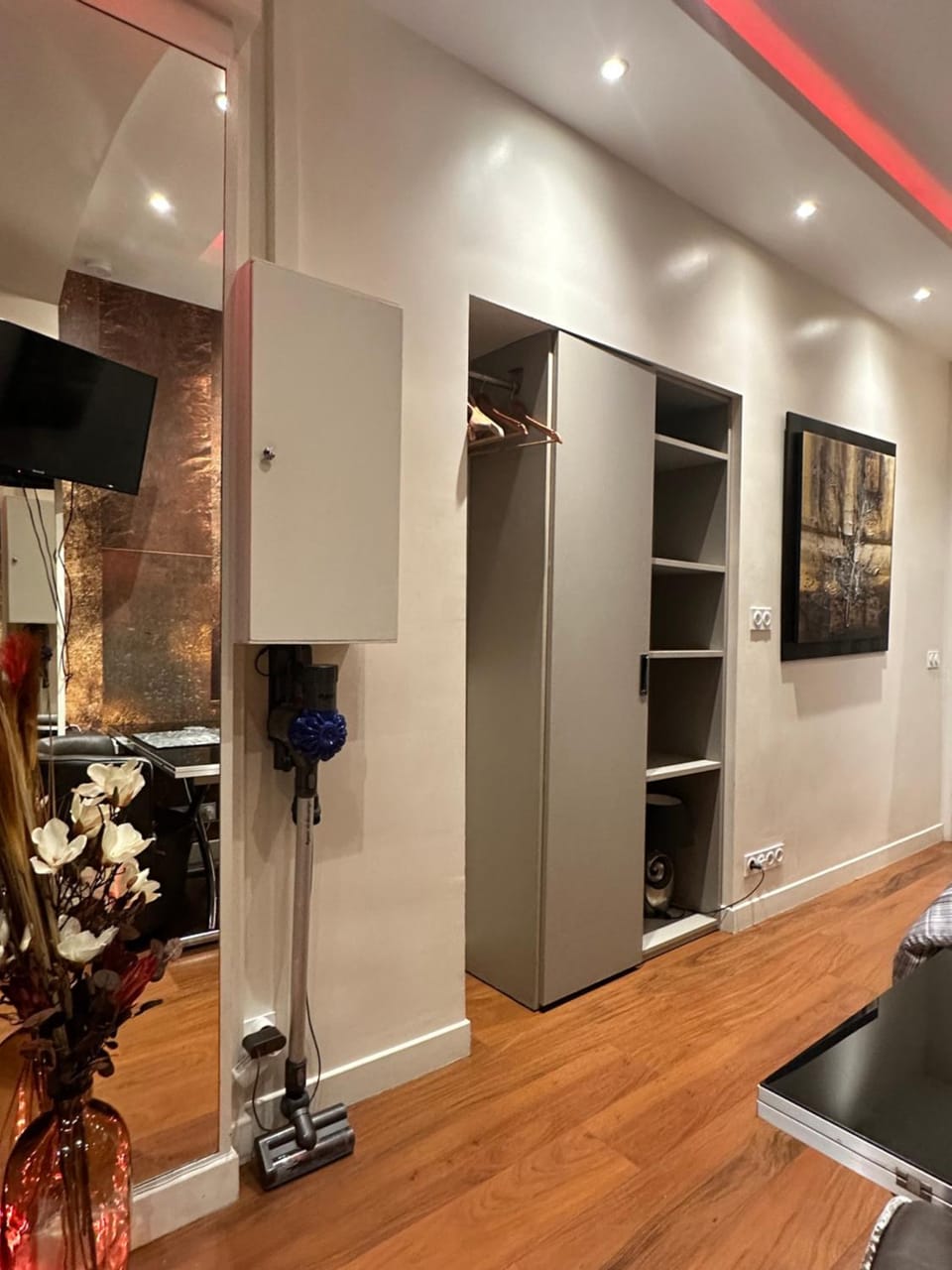 Seating area, wardrobe