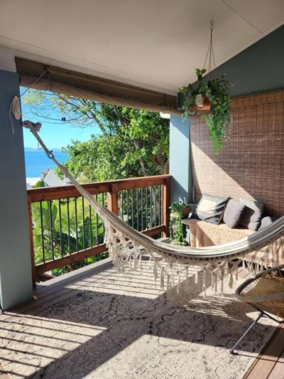 Balcony/Terrace, Guests
