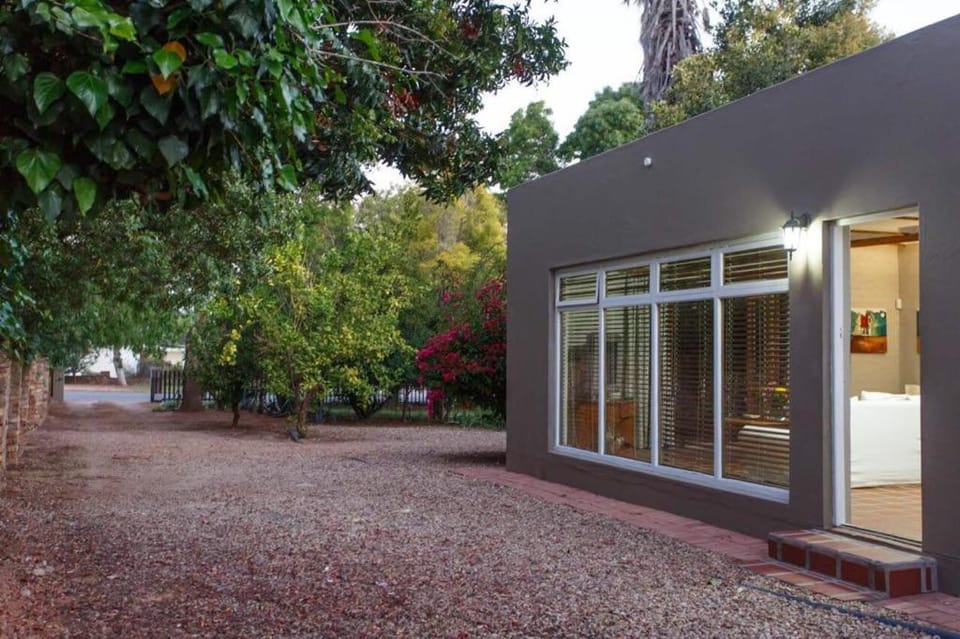 Garden, Balcony/Terrace