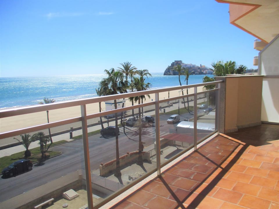Balcony/Terrace, City view, Landmark view, Sea view, Street view