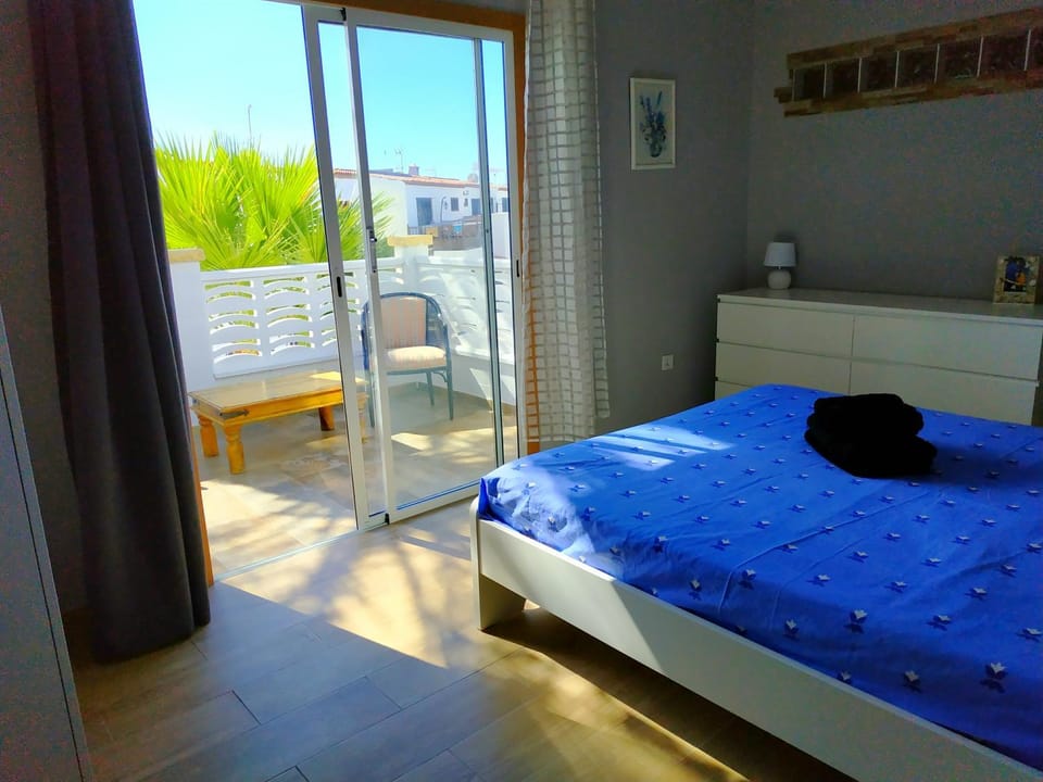 New renovated duplex near the ocean located in Tenerife Sur Apartment in Costa del Silencio