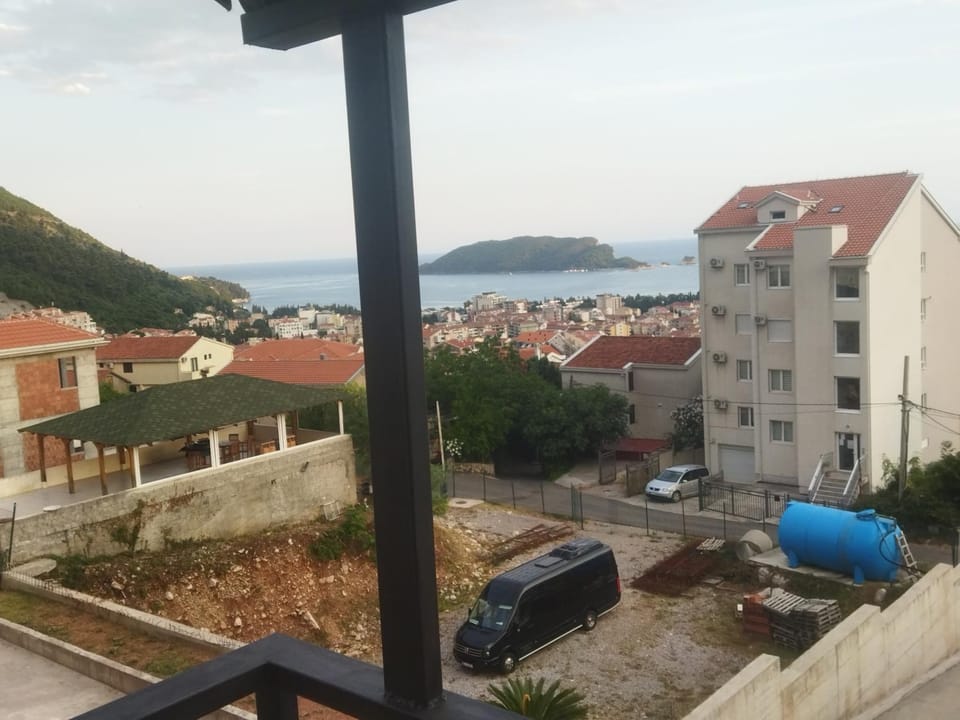 Georgijevic Room & Apartments Country House in Budva