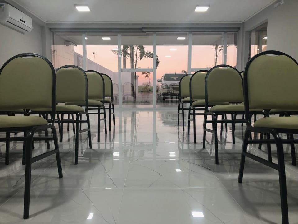 Banquet/Function facilities, Meeting/conference room
