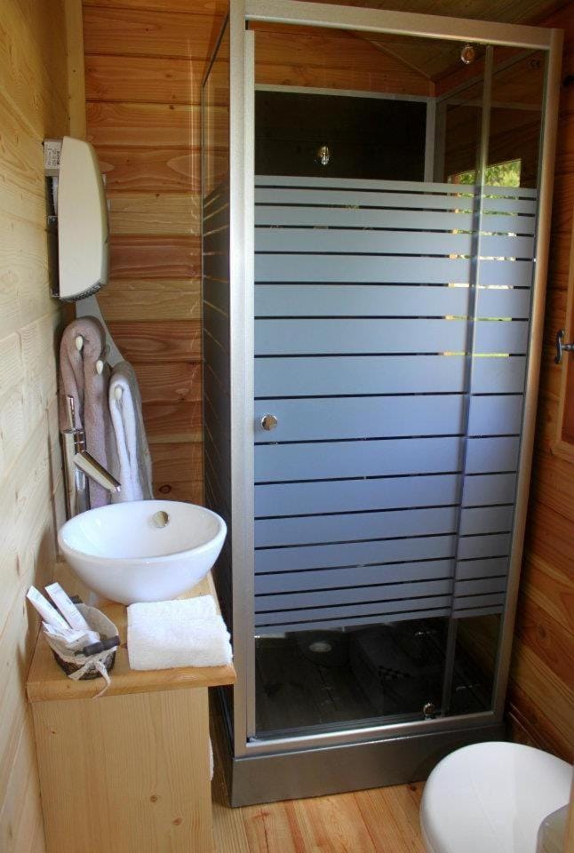les roulottes de dilou Cerise Campground/ 
RV Resort in Nouvelle-Aquitaine