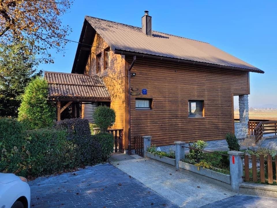Kuća za odmor ANAMARIJA House in Croatia