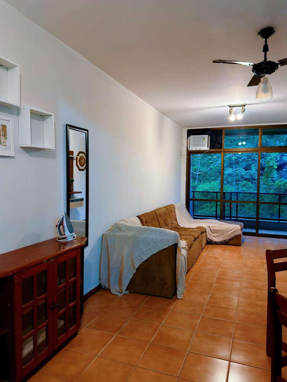 Exelente Localiazação - 50m Enseada e Pitangueiras - Apt Saint Patrick Apartment in State of São Paulo