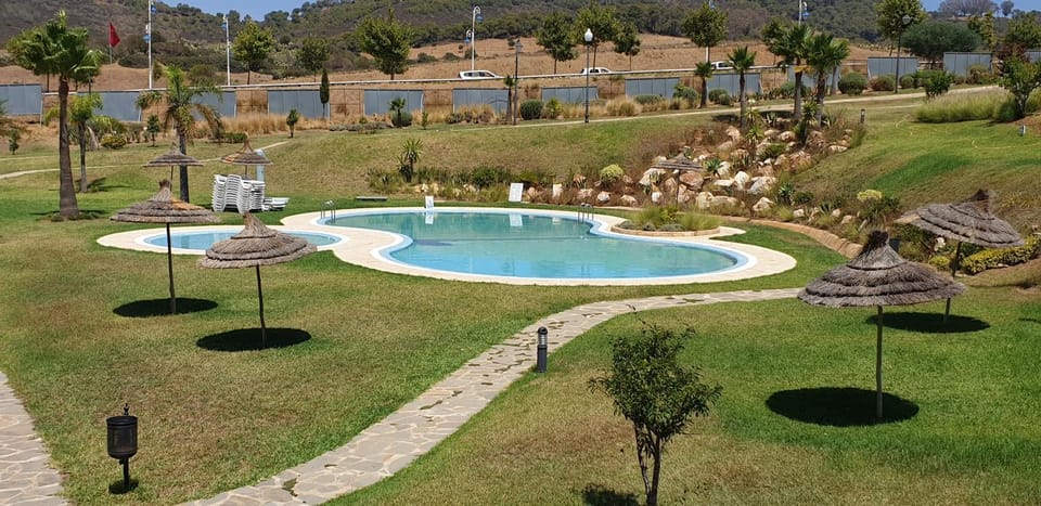 LILACS GARDEN - Cabo Negro - Connexion TRES HAUT DEBIT Apartment in Tangier-Tétouan-Al Hoceima