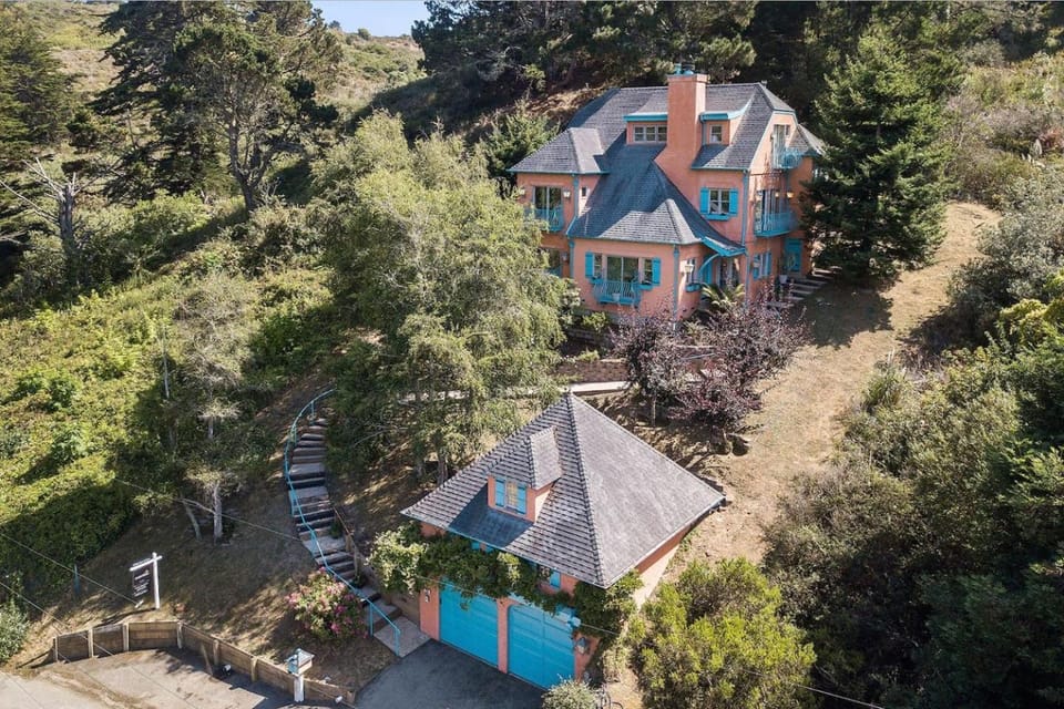 Property building, Bird's eye view