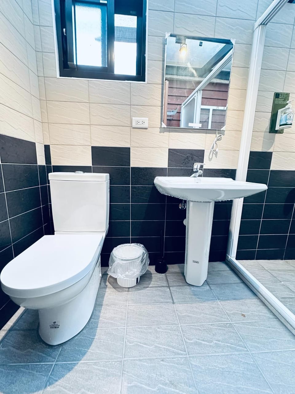 Toilet, Bathroom