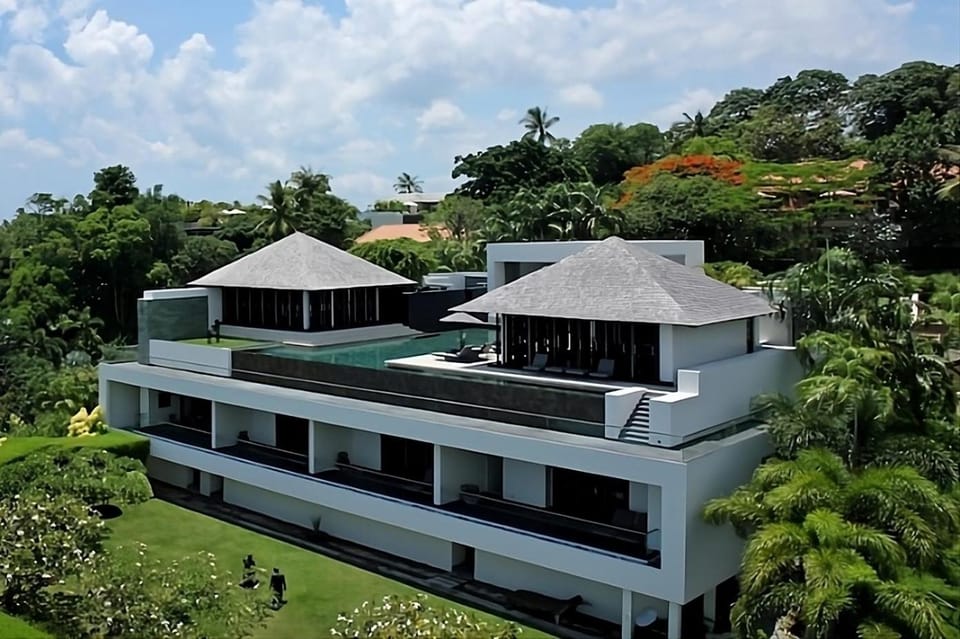 Property building, Garden