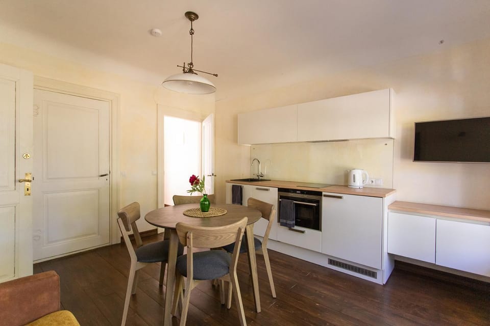 Kitchen or kitchenette, Living room, Seating area, Dining area, dishwasher, pet friendly