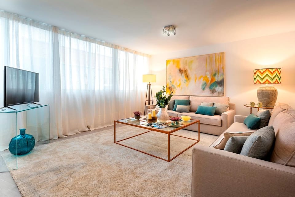 TV and multimedia, Living room, Seating area