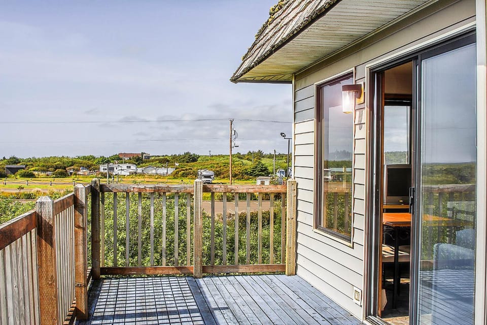 On Beyond Condo at Ocean Surf Condo 206 House in Ocean Shores