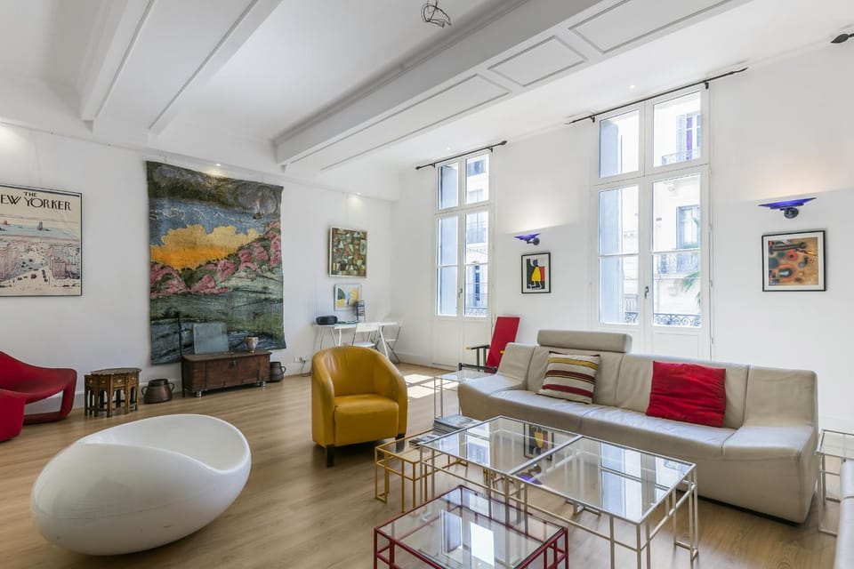 Communal lounge/ TV room, Living room